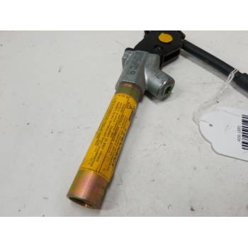 ANCLAJE CINTURON DELANTERO IZQUIERDO 