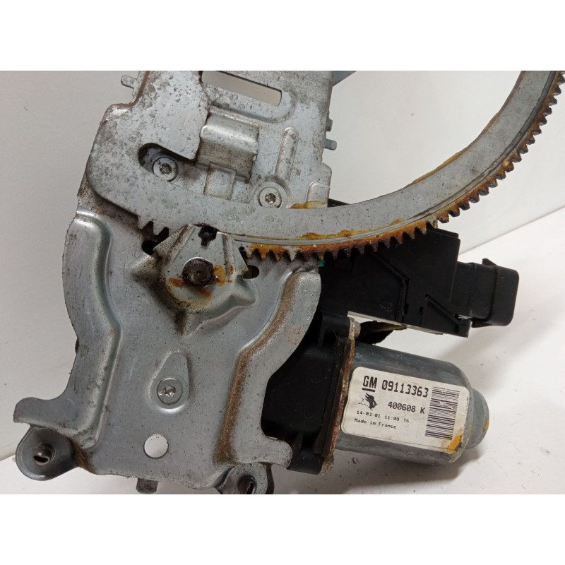 Recambio de elevalunas electrico izquierdo 3p para opel corsa c (x01) 1.2 (f08, f68) referencia OEM IAM 09113363  