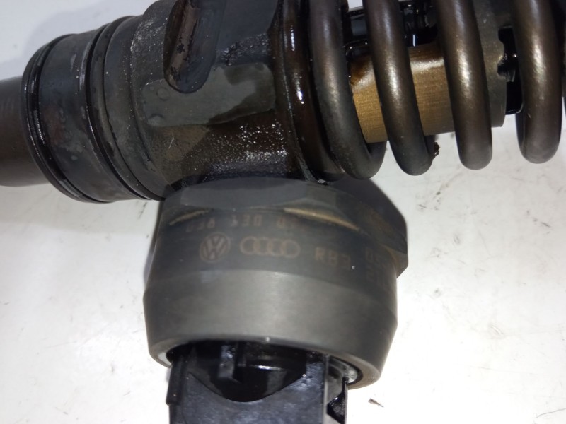 Recambio de inyector para audi a2 (8z0) 1.4 tdi referencia OEM IAM   