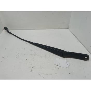 BRAZO LIMPIA DELANTERO DERECHO 