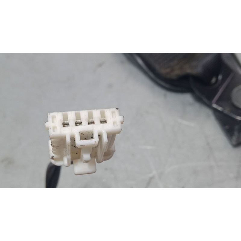 Recambio de anclaje cinturon trasero derecho para peugeot 3008 i monospace (0u_) 1.6 hdi 115 / bluehdi 115 referencia OEM IAM 96