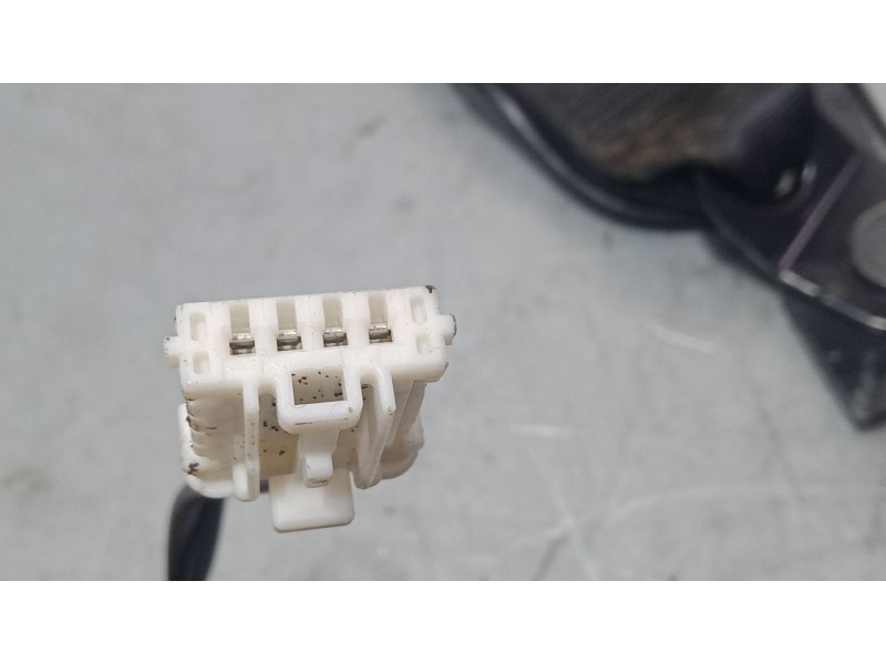 Recambio de anclaje cinturon trasero derecho para peugeot 3008 i monospace (0u_) 1.6 hdi 115 / bluehdi 115 referencia OEM IAM 96