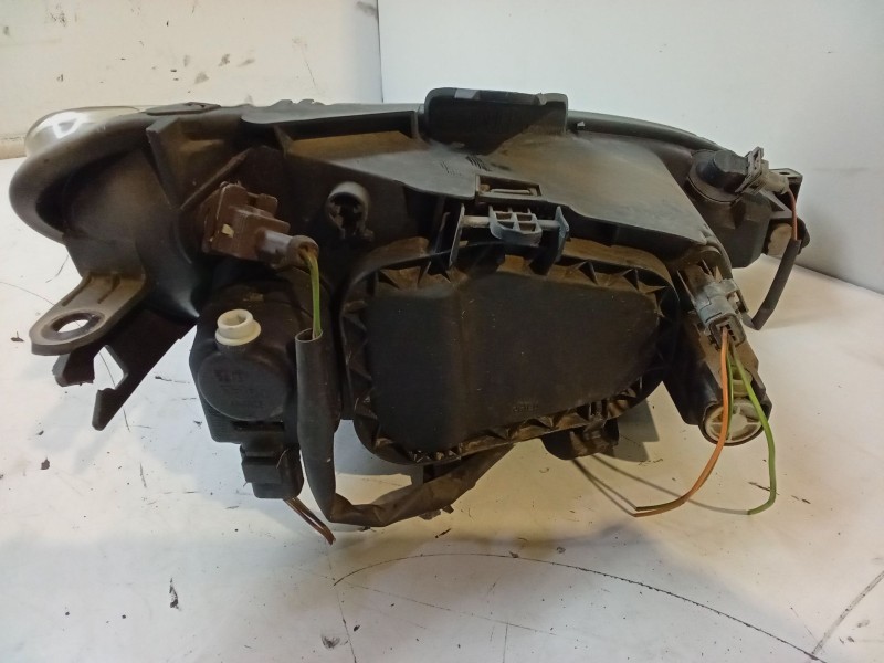 Recambio de faro izquierdo para peugeot 206 hatchback (2a/c) 1.4 i referencia OEM IAM   