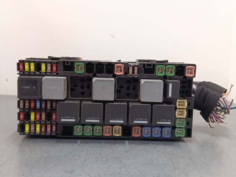 Recambio de caja reles / fusibles para ford transit v363 autobús (fad, fbd) 2.2 tdci rwd referencia OEM IAM BK3T-14401-LNF  