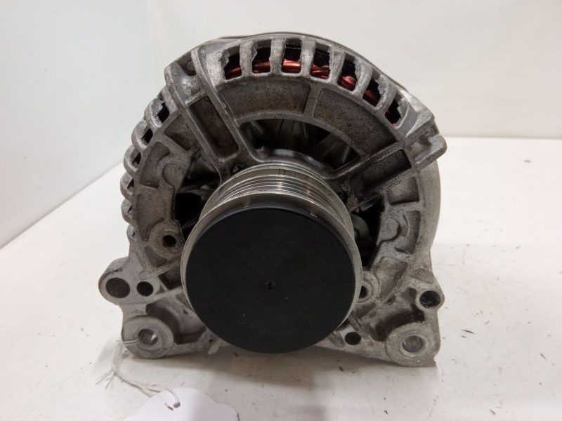 Recambio de alternador para audi a2 (8z0) 1.4 tdi referencia OEM IAM 2605105000  
