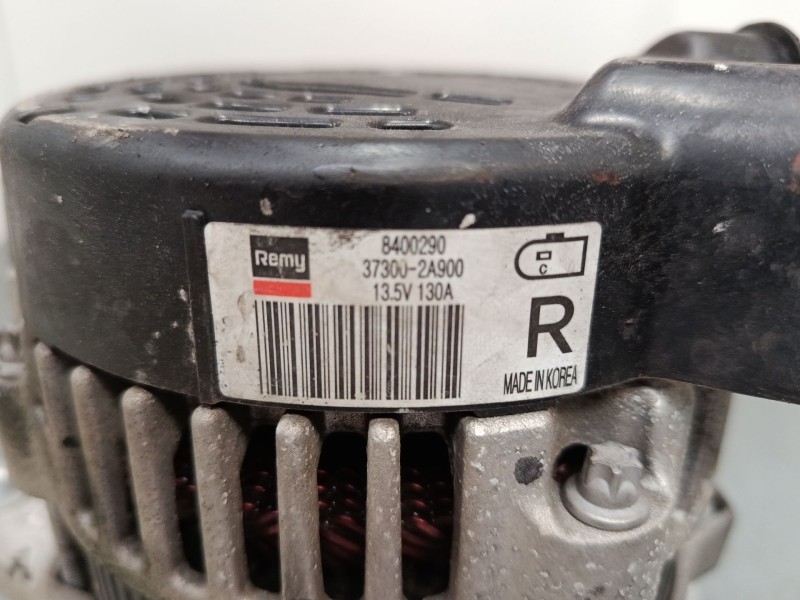 Recambio de alternador para hyundai i40 i (vf) 1.7 crdi referencia OEM IAM 373002A900  