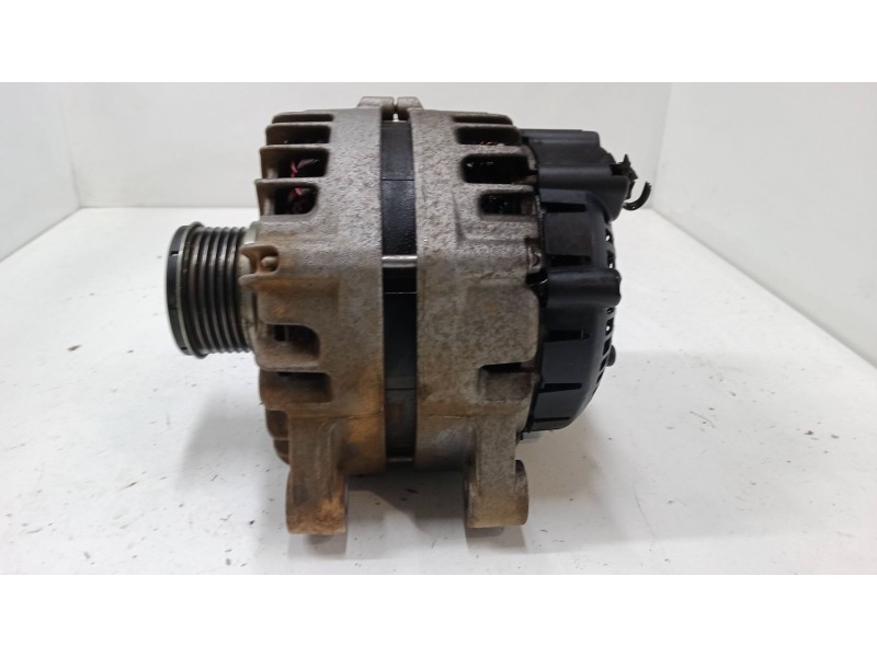 Recambio de alternador para peugeot partner tepee 1.6 hdi / bluehdi 75 referencia OEM IAM 9678048880 TG15S205 