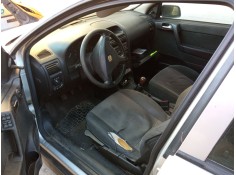opel astra g sedán (t98) del año 2001
