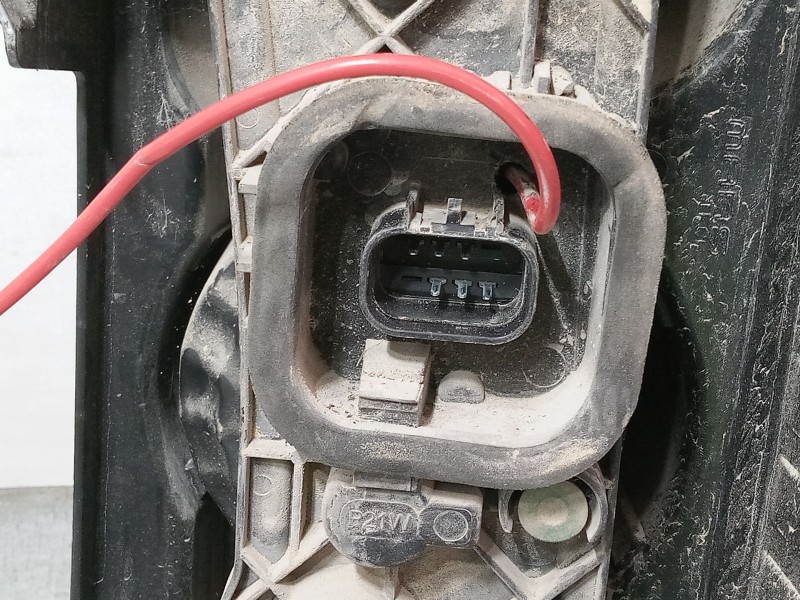 Recambio de piloto trasero izquierdo para peugeot boxer caja/chasis 2.2 hdi 120 referencia OEM IAM   