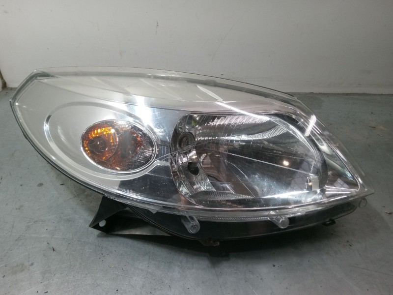 Recambio de faro derecho para dacia sandero 1.2 16v referencia OEM IAM   