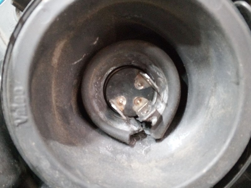 Recambio de faro derecho para dacia sandero 1.2 16v referencia OEM IAM   