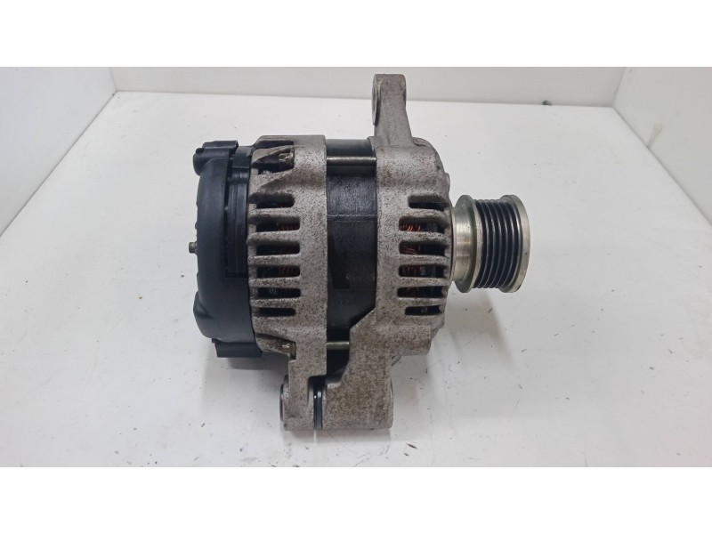 Recambio de alternador para opel astra j (p10) 2.0 cdti (68) referencia OEM IAM 13502583  