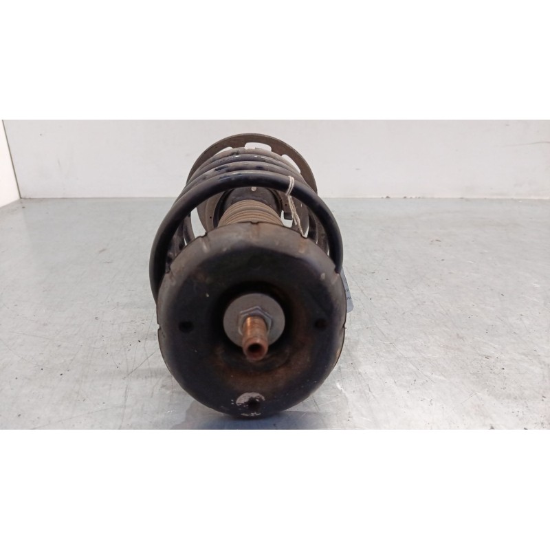 Recambio de amortiguador delantero derecho para peugeot 208 i (ca_, cc_) 1.2 vti 82 referencia OEM IAM   