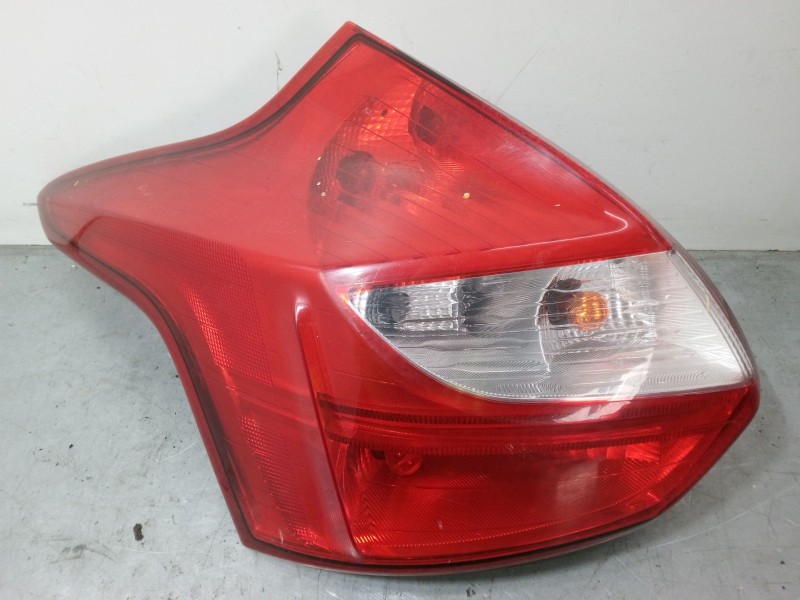 Recambio de piloto trasero izquierdo para ford focus iii 1.6 tdci referencia OEM IAM   