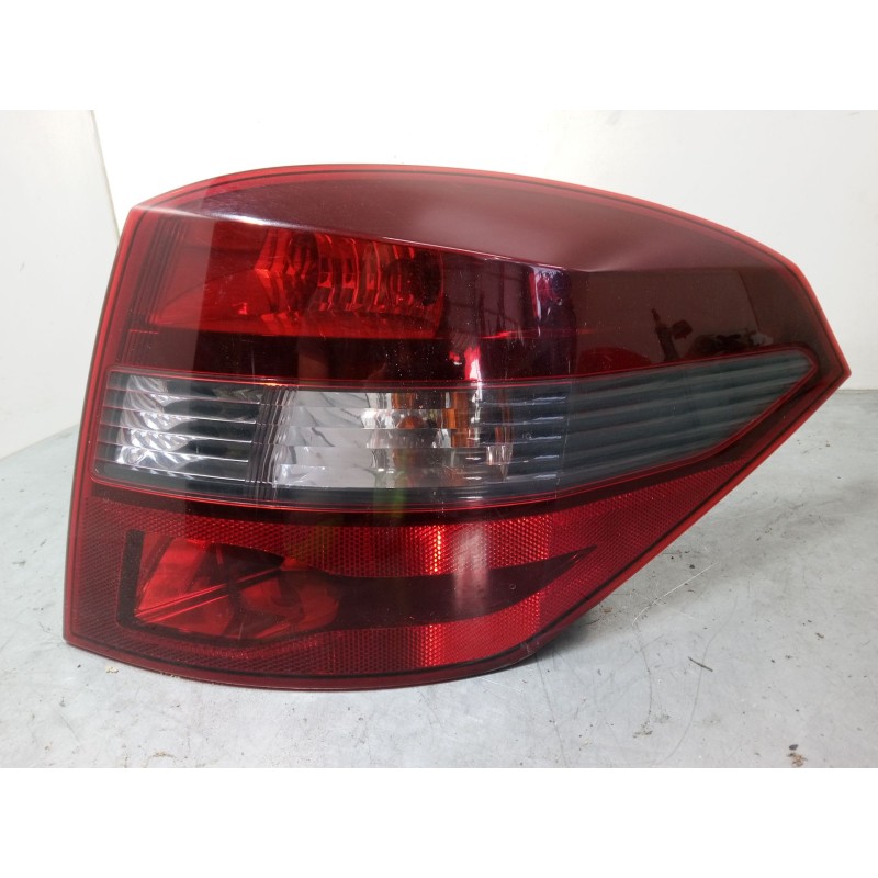 Recambio de piloto trasero derecho para renault laguna iii grandtour (kt0/1) 1.5 dci (kt0a, kt0r, kt02) referencia OEM IAM   