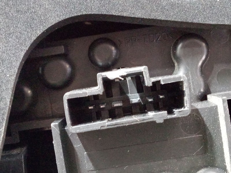 Recambio de piloto trasero derecho para renault laguna iii grandtour (kt0/1) 1.5 dci (kt0a, kt0r, kt02) referencia OEM IAM   