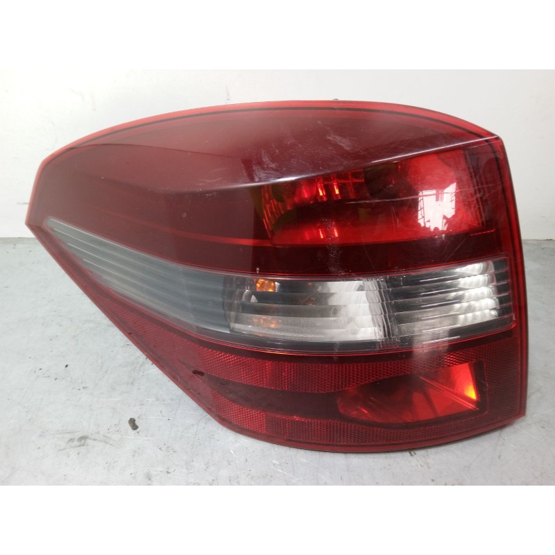 Recambio de piloto trasero izquierdo para renault laguna iii grandtour (kt0/1) 1.5 dci (kt0a, kt0r, kt02) referencia OEM IAM   