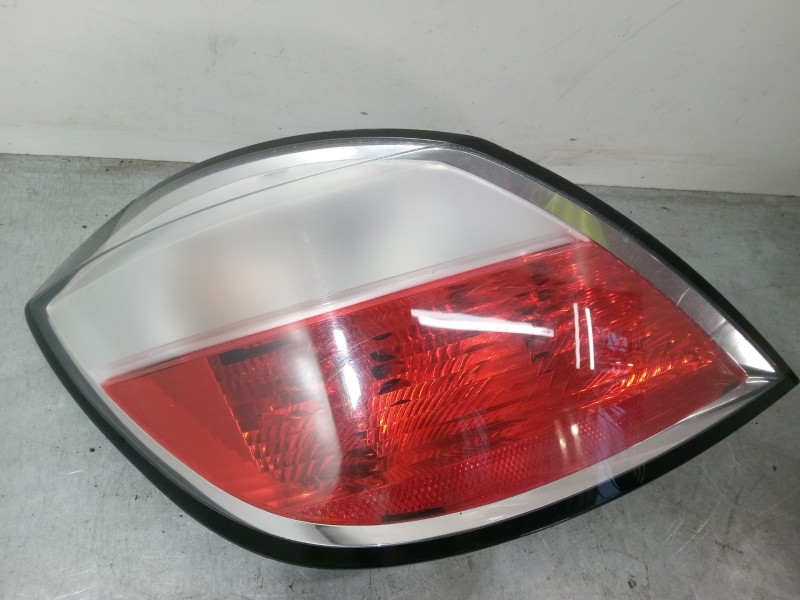 Recambio de piloto trasero izquierdo para opel astra h gtc (a04) 1.8 (l08) referencia OEM IAM   