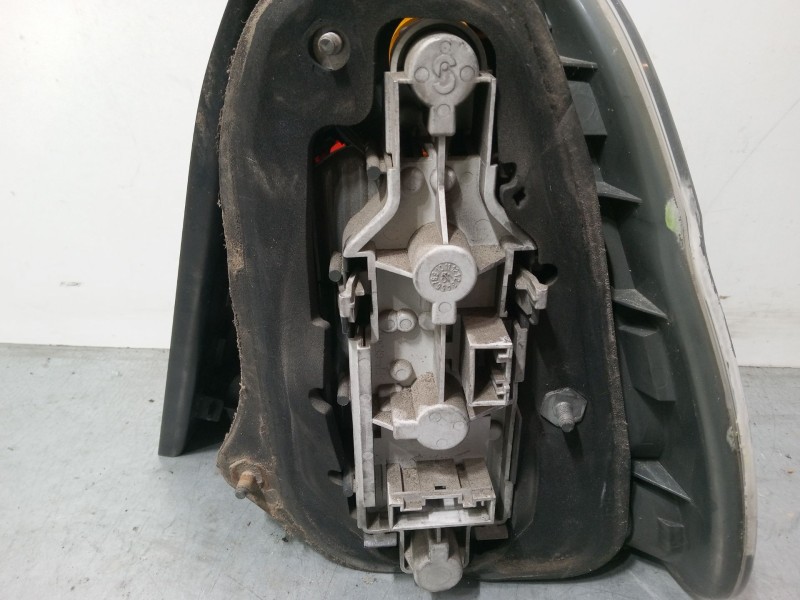 Recambio de piloto trasero izquierdo para bmw 3 compact (e46) 320 td referencia OEM IAM   
