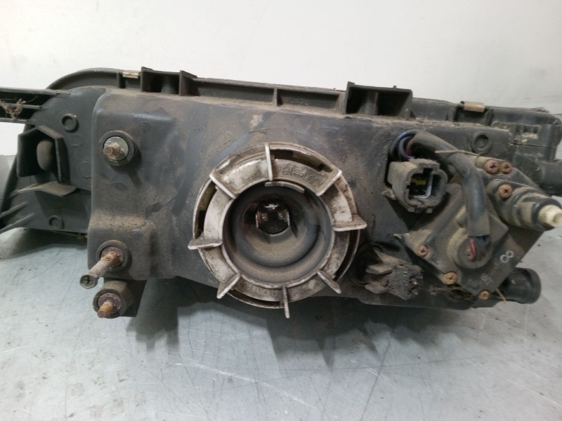 Recambio de faro derecho para nissan almera i (n15) 1.6 referencia OEM IAM   