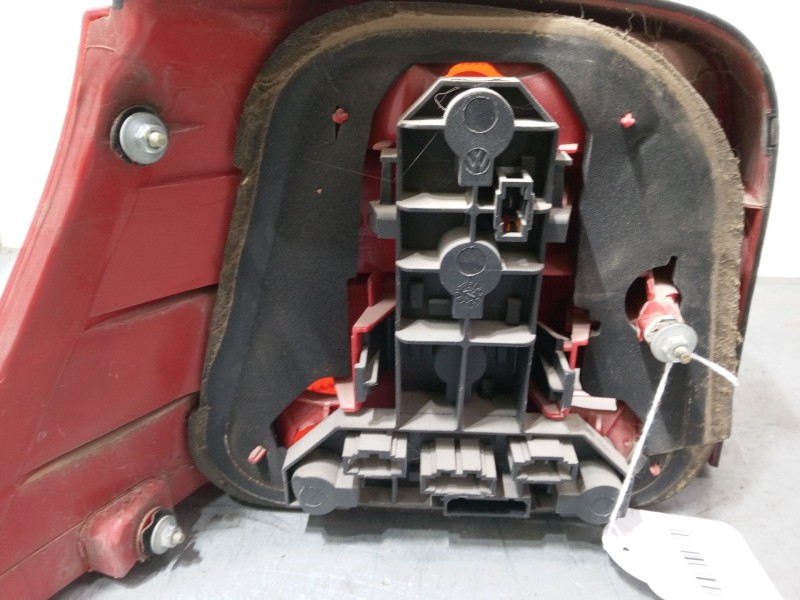 Recambio de piloto trasero derecho para volkswagen golf iv (1j1) 1.6 16v referencia OEM IAM   