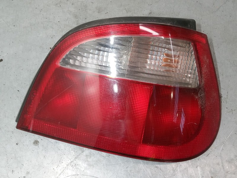 Recambio de piloto trasero derecho para renault megane i (ba0/1_) 1.9 dti (ba1u) referencia OEM IAM   