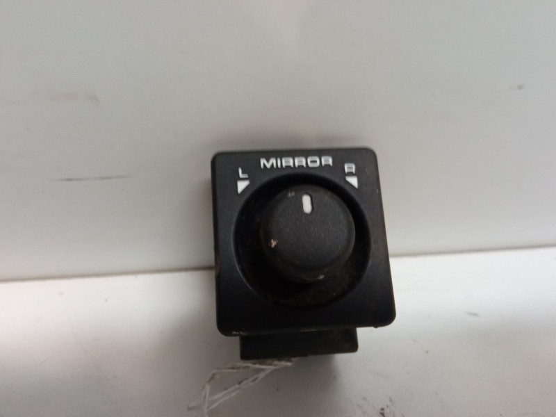 Recambio de mando retrovisor para rover 25 i hatchback (rf) 2.0 idt referencia OEM IAM   