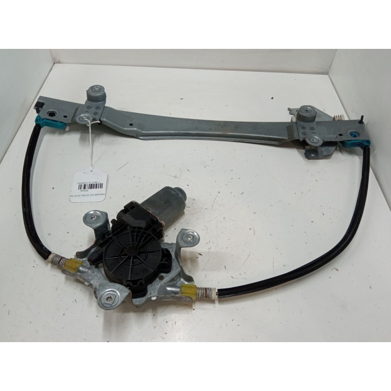 Recambio de elevalunas electrico delantero derecho para renault twingo ii (cn0_) 1.2 16v (cn0k, cn0v) referencia OEM IAM   