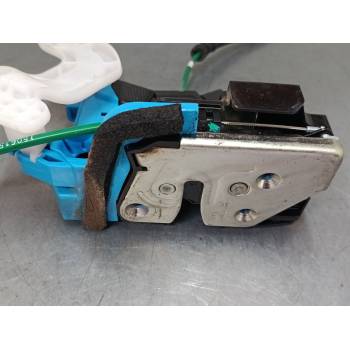CERRADURA PUERTA TRASERA DERECHA 81420A6000 