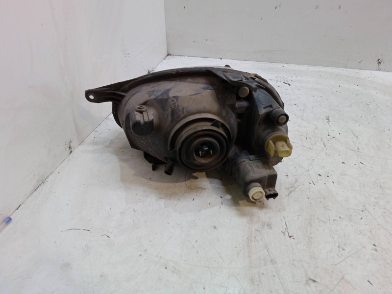 Recambio de faro derecho para opel corsa b (s93) 1.2 i 16v (f08, f68, m68) referencia OEM IAM   