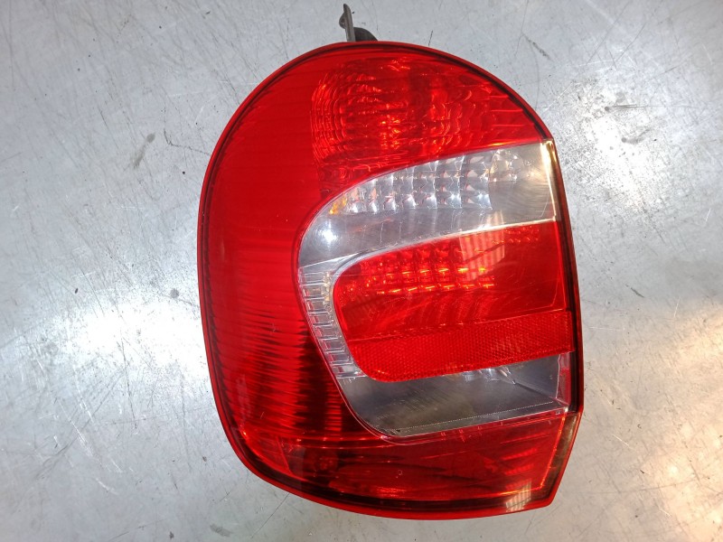 Recambio de piloto trasero izquierdo para renault modus / grand modus (f/jp0_) 1.5 dci (fp0f, jp0f) referencia OEM IAM   