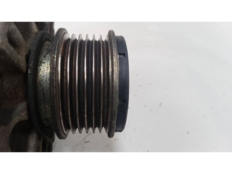 Recambio de alternador para skoda octavia ii combi (1z5) 2.0 tdi 16v referencia OEM IAM 06f903023  