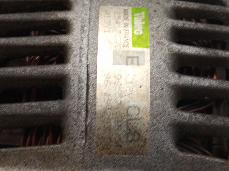 Recambio de alternador para citroën xsara (n1) 1.6 i referencia OEM IAM 96194293  