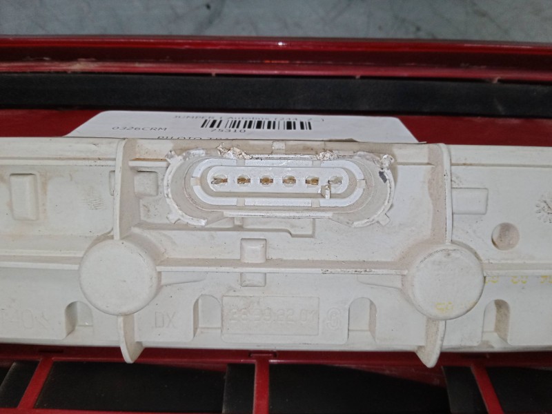 Recambio de piloto trasero derecho para citroën jumper ii autobús (244, z_) 2.0 hdi referencia OEM IAM   