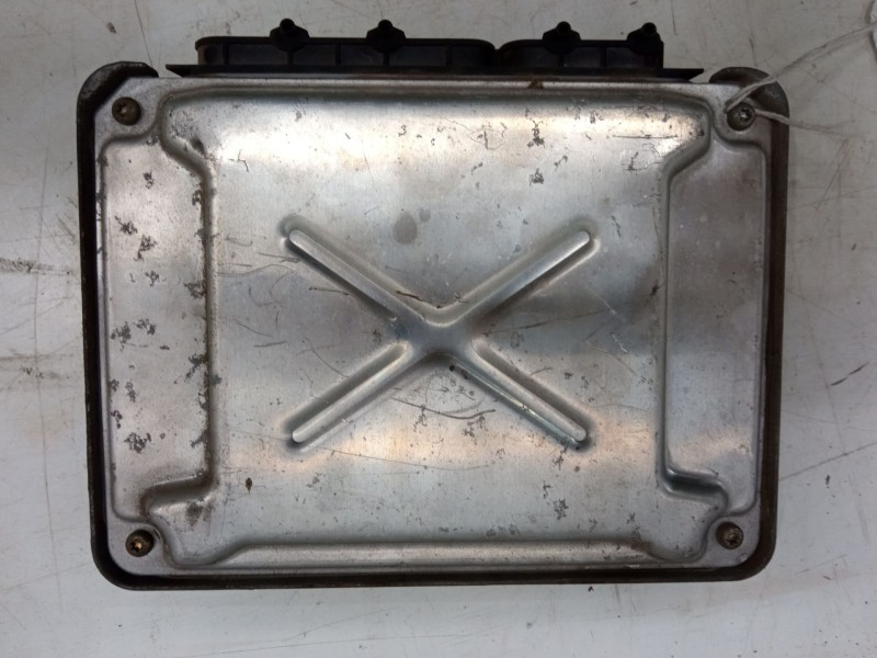 Recambio de centralita motor uce para citroën xsara (n1) 1.6 16v referencia OEM IAM 82002467348200246732 RM06R442 CFC213R01