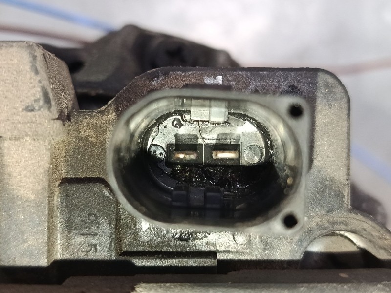 Recambio de alternador para volkswagen golf vi (5k1) 1.2 tsi referencia OEM IAM 03F903023D  