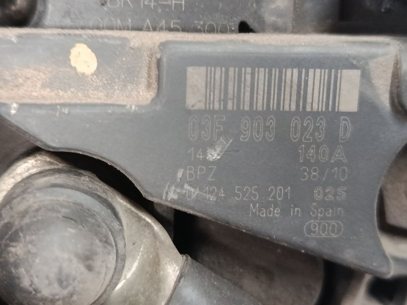 Recambio de alternador para volkswagen golf vi (5k1) 1.2 tsi referencia OEM IAM 03F903023D  