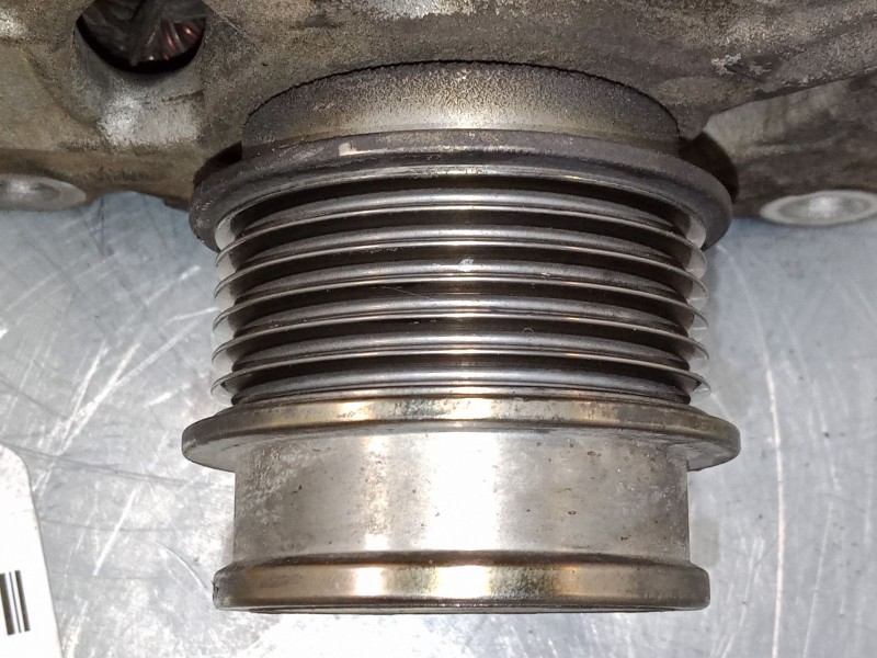 Recambio de alternador para volkswagen polo v (6r1, 6c1) 1.4 tdi referencia OEM IAM 04B903023D  