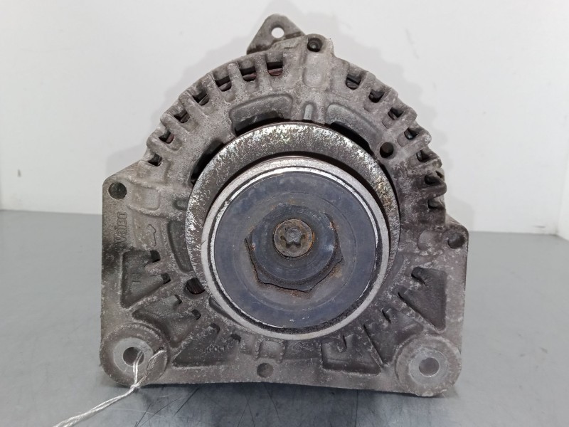 Recambio de alternador para renault megane ii (bm0/1_, cm0/1_) 1.5 dci (bm0f, bm0t, bm2b, cm0f, cm0t) referencia OEM IAM 7711497