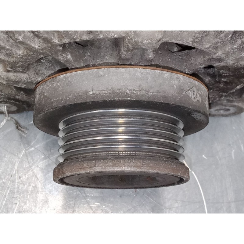 Recambio de alternador para renault megane ii (bm0/1_, cm0/1_) 1.5 dci (bm0f, bm0t, bm2b, cm0f, cm0t) referencia OEM IAM 7711497