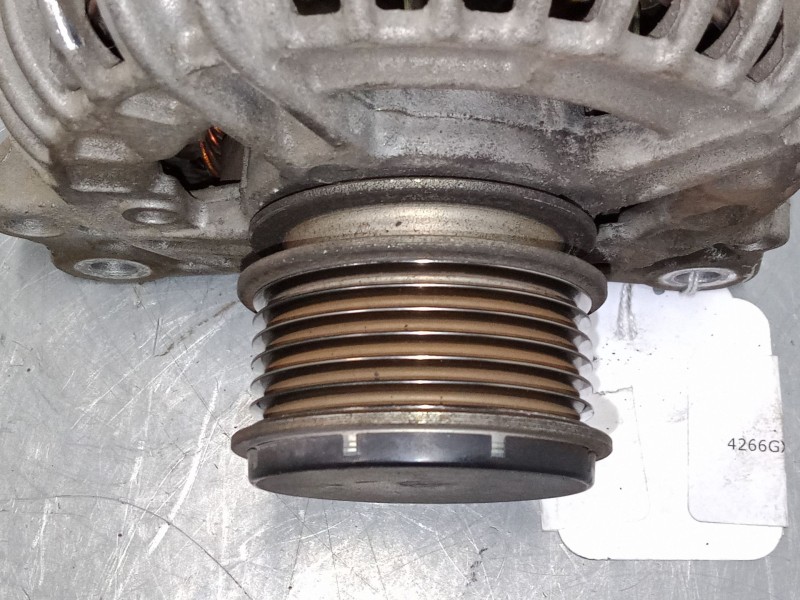 Recambio de alternador para seat ibiza iv sc (6j1, 6p5) 1.6 tdi referencia OEM IAM 06F903023F  