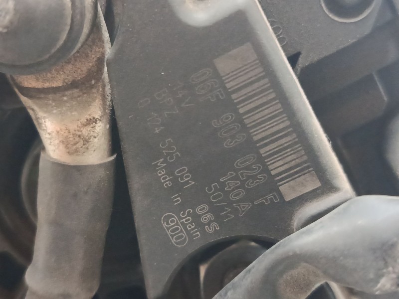 Recambio de alternador para seat ibiza iv (6j5, 6p1) 1.6 tdi referencia OEM IAM 06F903023F  