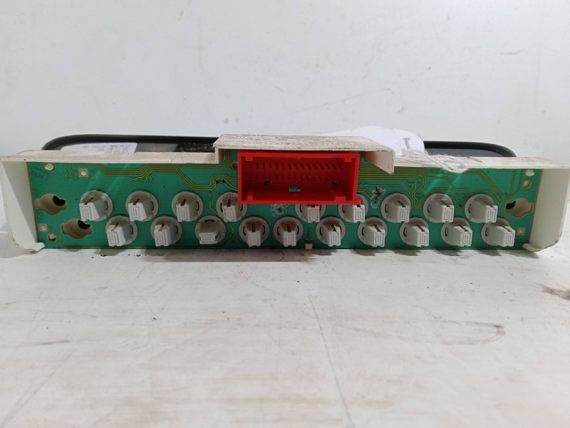 Recambio de cuadro instrumentos para renault twingo i (c06_) 1.2 16v (c06c, c06d, c06k) referencia OEM IAM 8200213195  