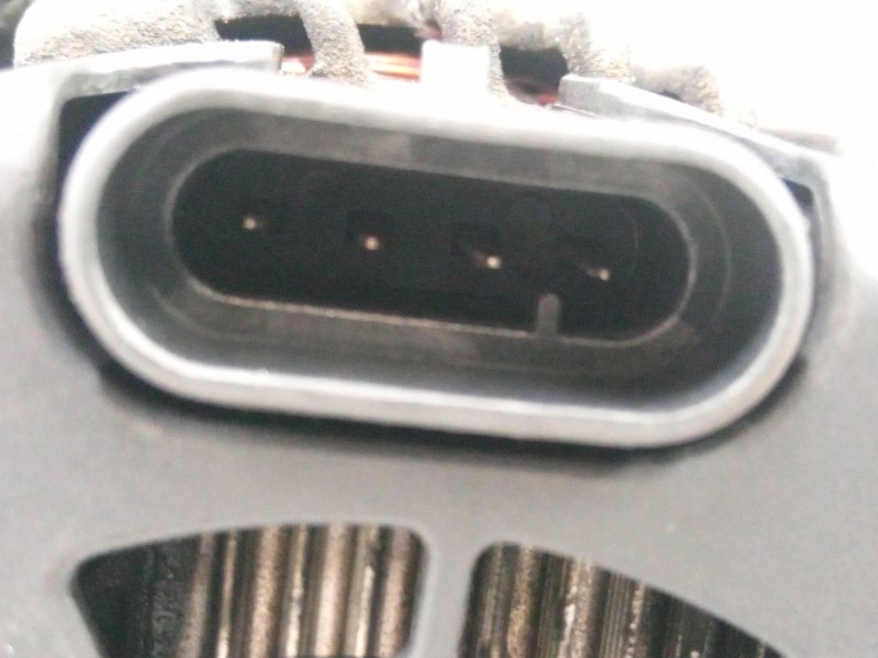 Recambio de alternador para ssangyong rexton / rexton ii (gab_) 2.7 xdi referencia OEM IAM A6651540102  