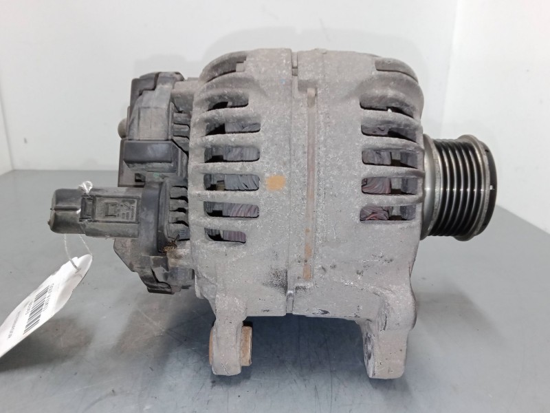 Recambio de alternador para volkswagen golf v (1k1) 1.9 tdi referencia OEM IAM 06F903023F  