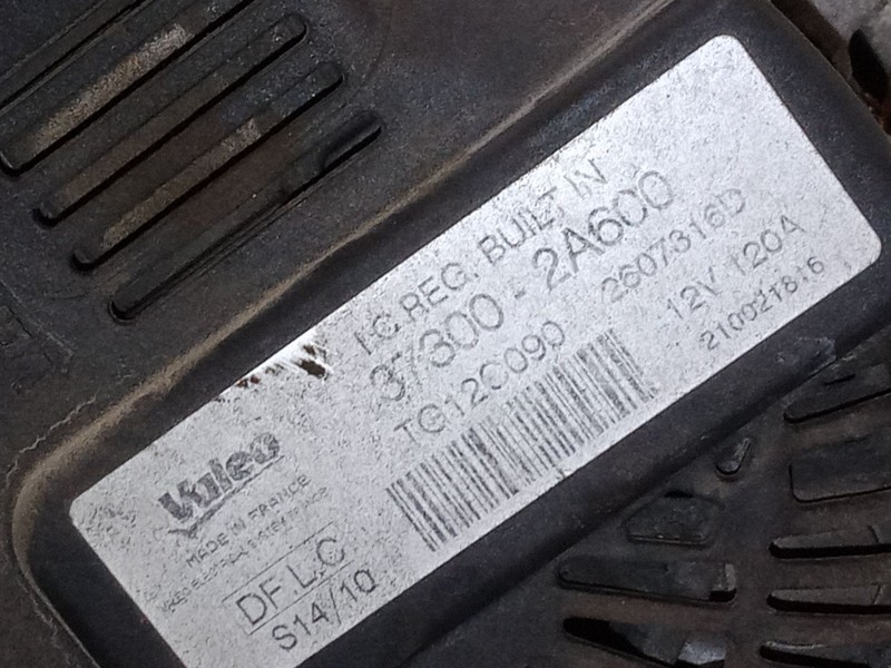 Recambio de alternador para kia cee´d hatchback (ed) 1.6 crdi 90 referencia OEM IAM 373002A600  