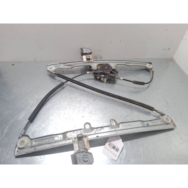 Recambio de elevalunas electrico delantero derecho para mitsubishi colt vi (z3_a, z2_a) 1.3 (z21a) referencia OEM IAM 0130822207