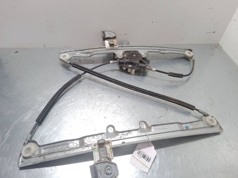 Recambio de elevalunas electrico delantero derecho para mitsubishi colt vi (z3_a, z2_a) 1.3 (z21a) referencia OEM IAM 0130822207