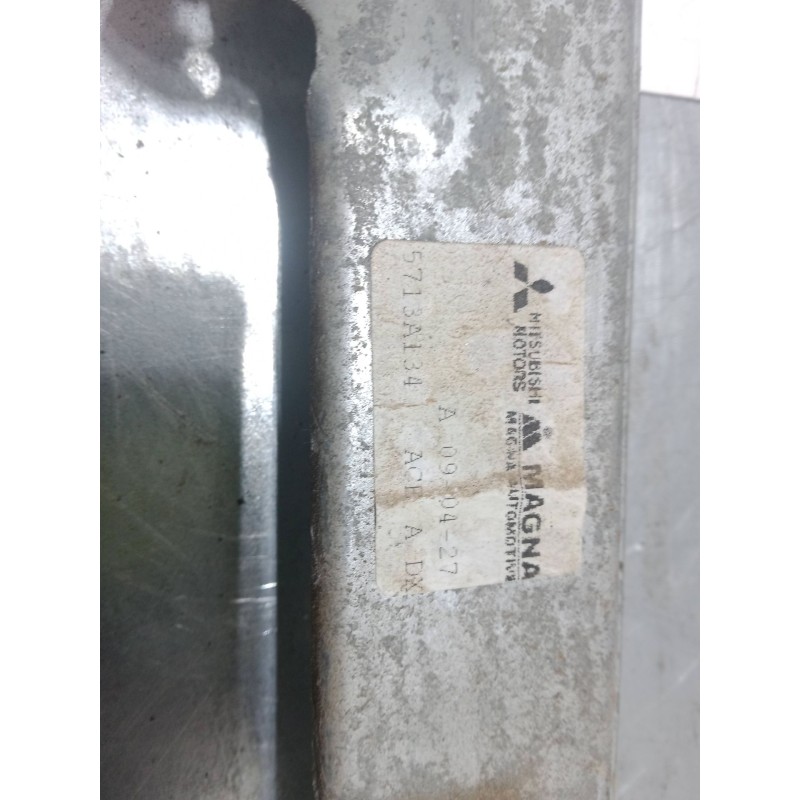 Recambio de elevalunas electrico delantero derecho para mitsubishi colt vi (z3_a, z2_a) 1.3 (z21a) referencia OEM IAM 0130822207