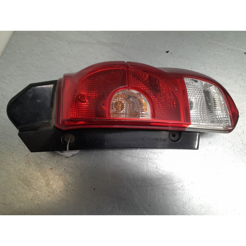 Recambio de piloto trasero derecho para mitsubishi colt vi (z3_a, z2_a) 1.3 (z21a) referencia OEM IAM   